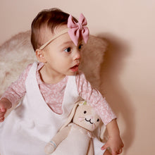 Load image into Gallery viewer, Sleeveless Knit Jumper