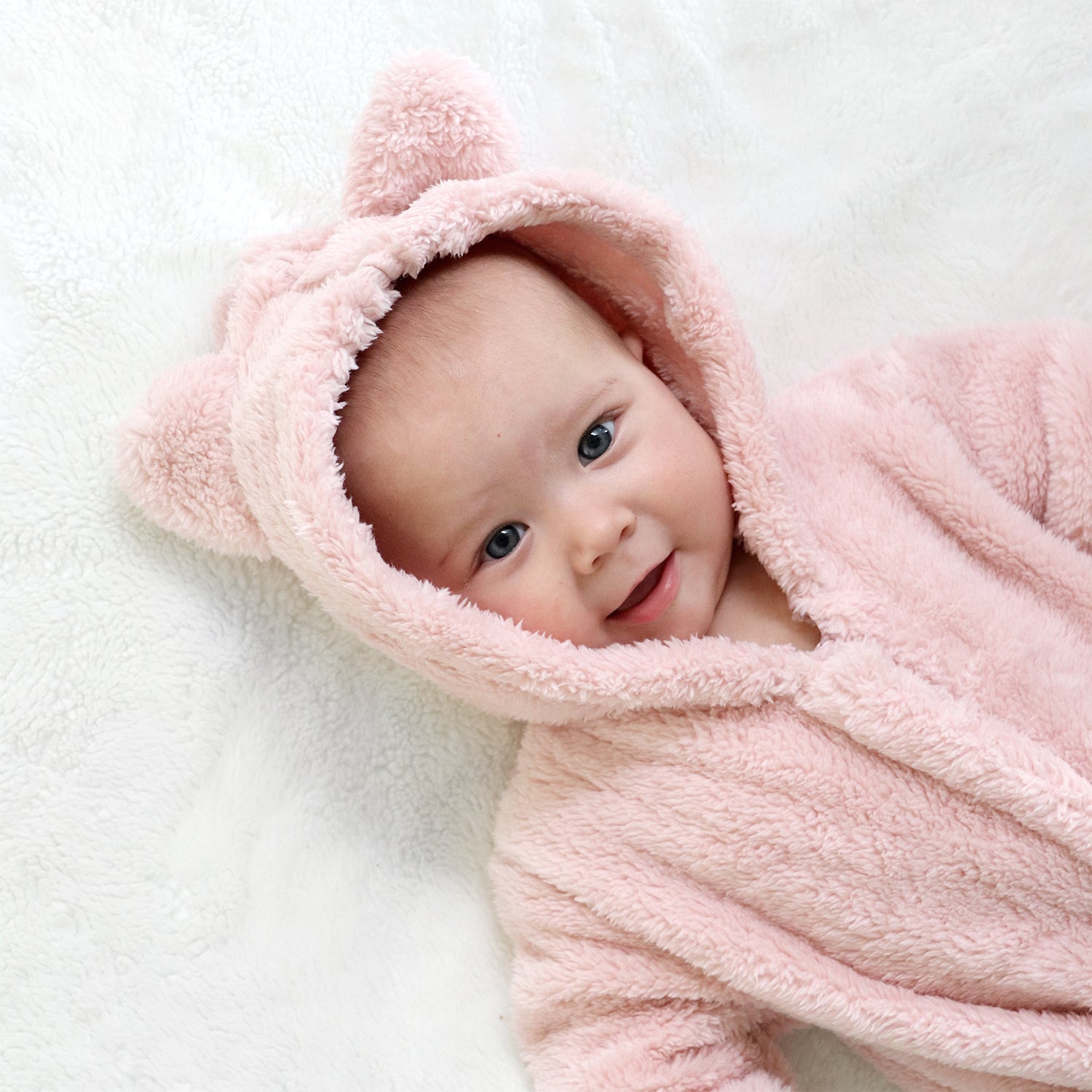 AV1870 Tiny baby bear star printed onesie pink